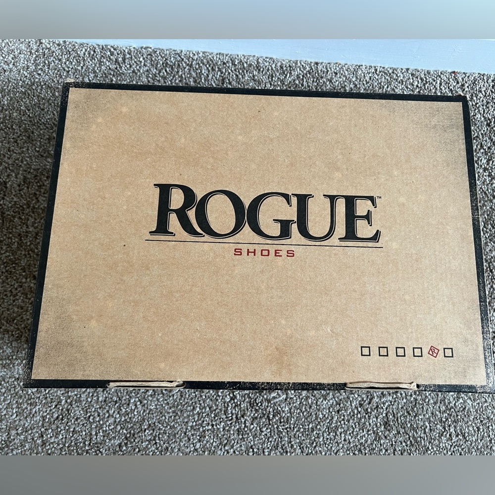 ROGUE Men Sandal Size 14W New - Picture 2 of 7